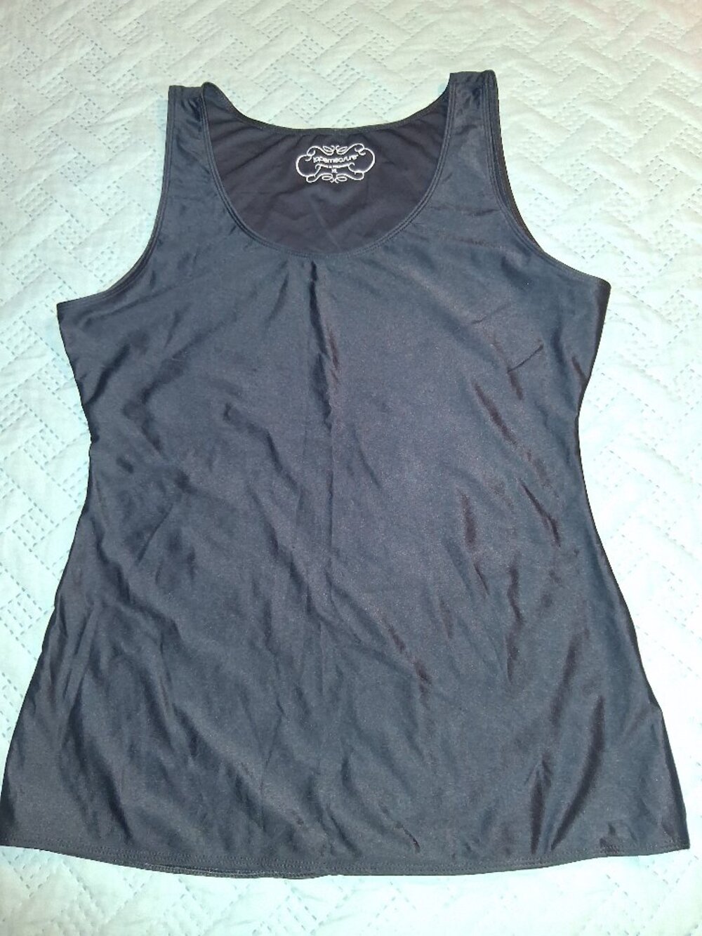 Like new! Tapemeasure Shapewear Tank Top-size XL
